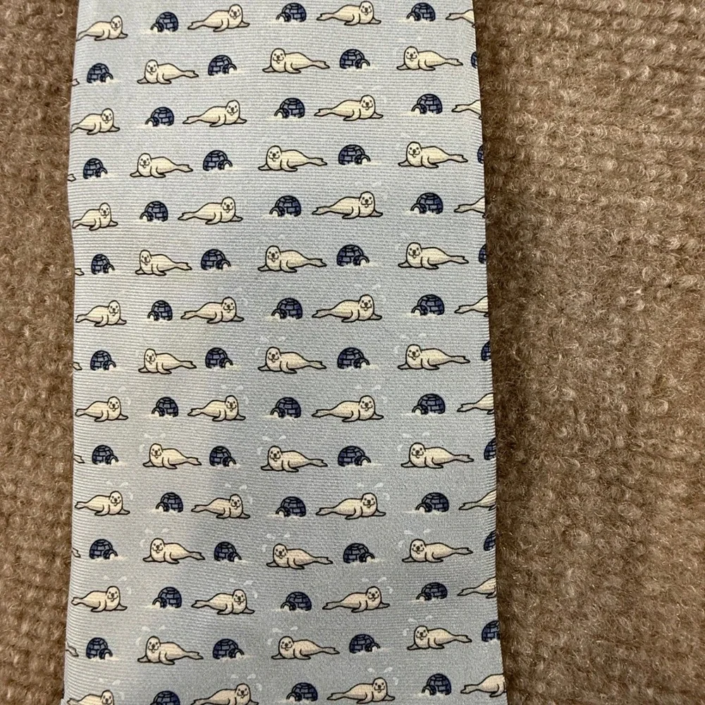 Brooks Brothers Makers Mens Silk Tie Light Blue Seal Igloo Novelty Print USA